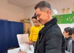 foto: GSP | Florin Gardoș, postare virală de la secția de votare: „N-OR DISpărea hoții...”