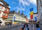 foto: GSP | W?rzburg, păm?nt rom?nesc! Orașul „naționalei” la Euro e ?mp?nzit cu steaguri tricolore (...)
