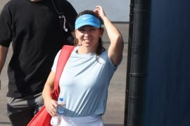 Nadia Comăneci, după ce Simona Halep s-a retras de la turneul din Portugalia: „Aştept să (...)